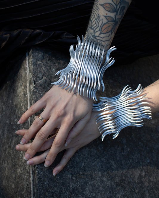 Muñequeras Brotes- Wrist Cuffs